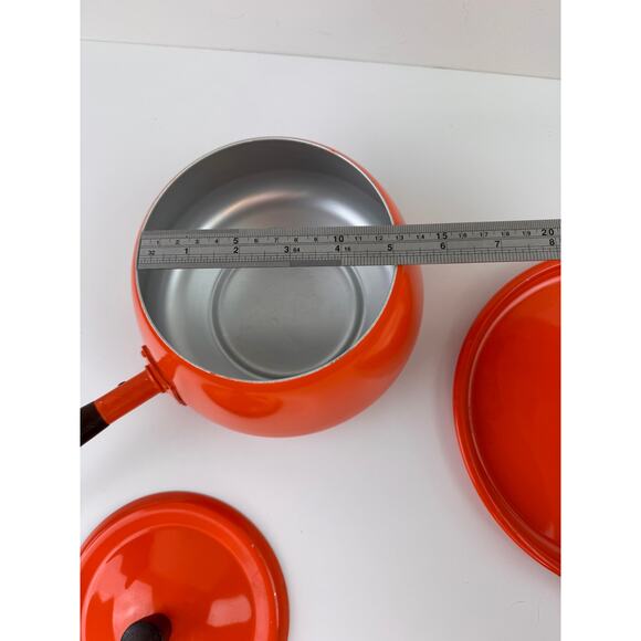 Vintage Bright Orange Fondue Pot Plate Combo Aluminum Wooden Handle with Lid - Picture 10 of 11